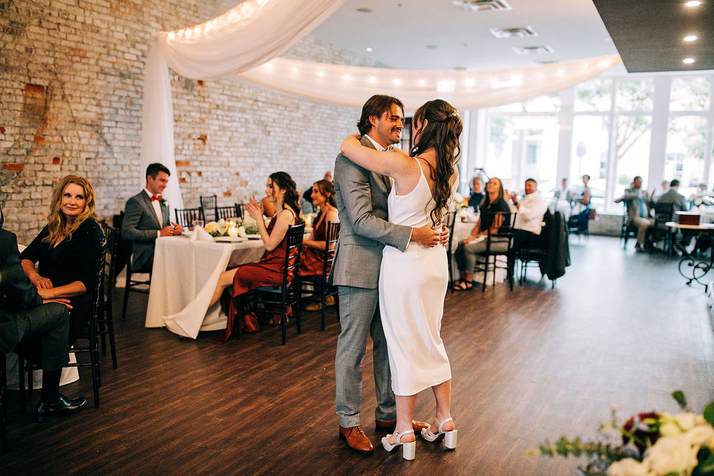 5-Eleven Palafox Bride and groom first dance photos 